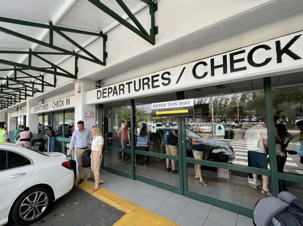 Late-Night Arrival at UVF? Your Transport Options After 8 PM