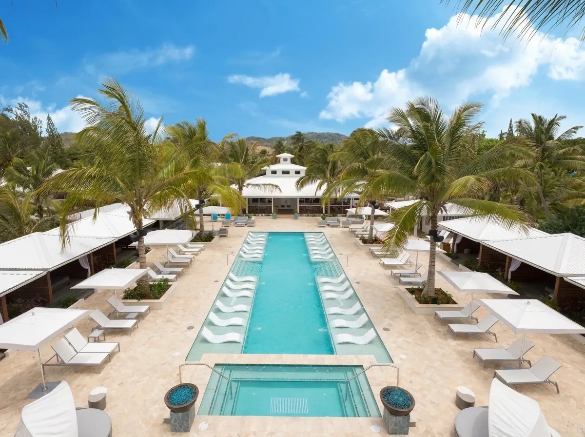 Serenity at Coconut Bay: You're 5 Minutes From the Airport. Now What?